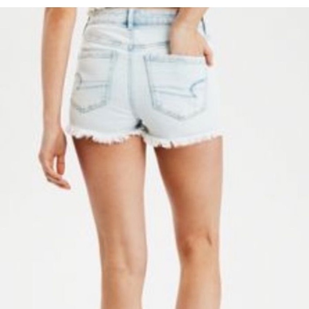EXCELLENT CONDITION WOMEN’S SIZE 2 HI-RISE FESTIVAL AMERICAN EAGLE JEAN SHORTS